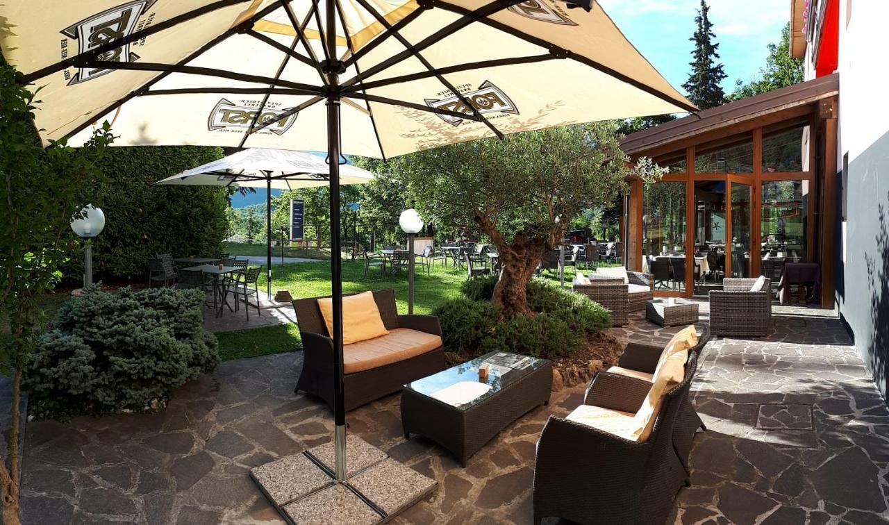 Hotel Ciclamino П'єтрамурата Екстер'єр фото